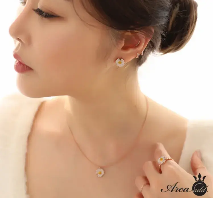 블룸 데이지 플라워 에폭 꽃 목걸이 14K 18K