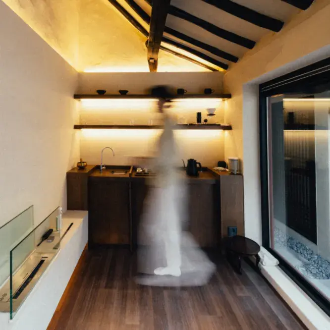 더채 : 유휘(遊輝)