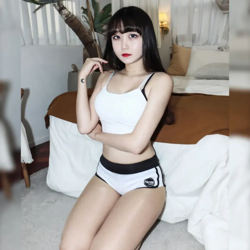 YM 4번째 웹화보