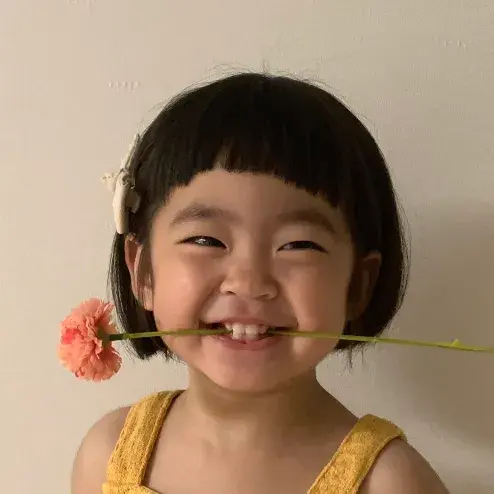 ❝ ɴᴀʏᴇ ɪɴsᴛᴀɢʀᴀᴍ ❞