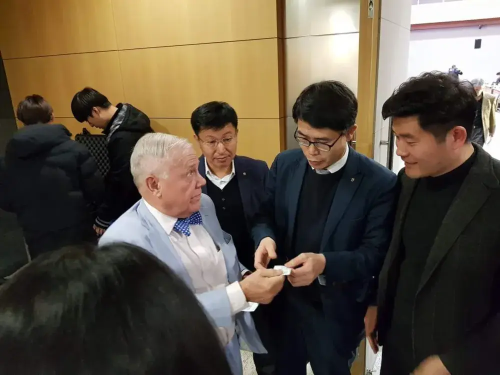 짐로저스와 명함주고 받기