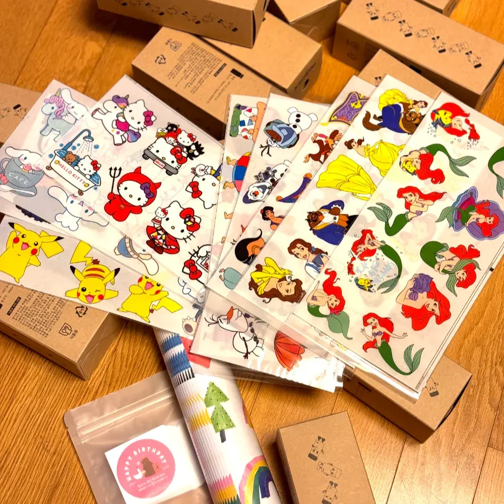 텀블러에 붙인 캐릭터 방수 스티커