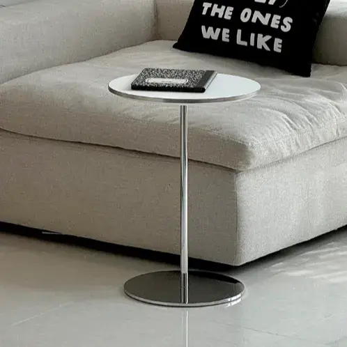 잭슨카멜레온 Plato Side Table