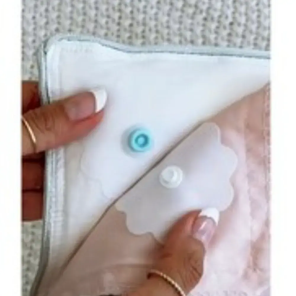 다리니탁 열로 똑딱이 단추