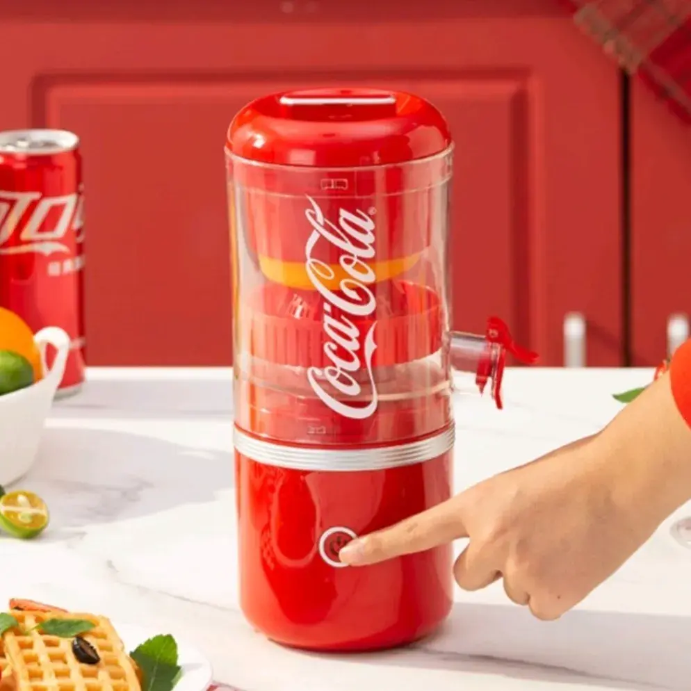 079. 코카콜라 휴대용 착즙기, 과즙기 USB 충전