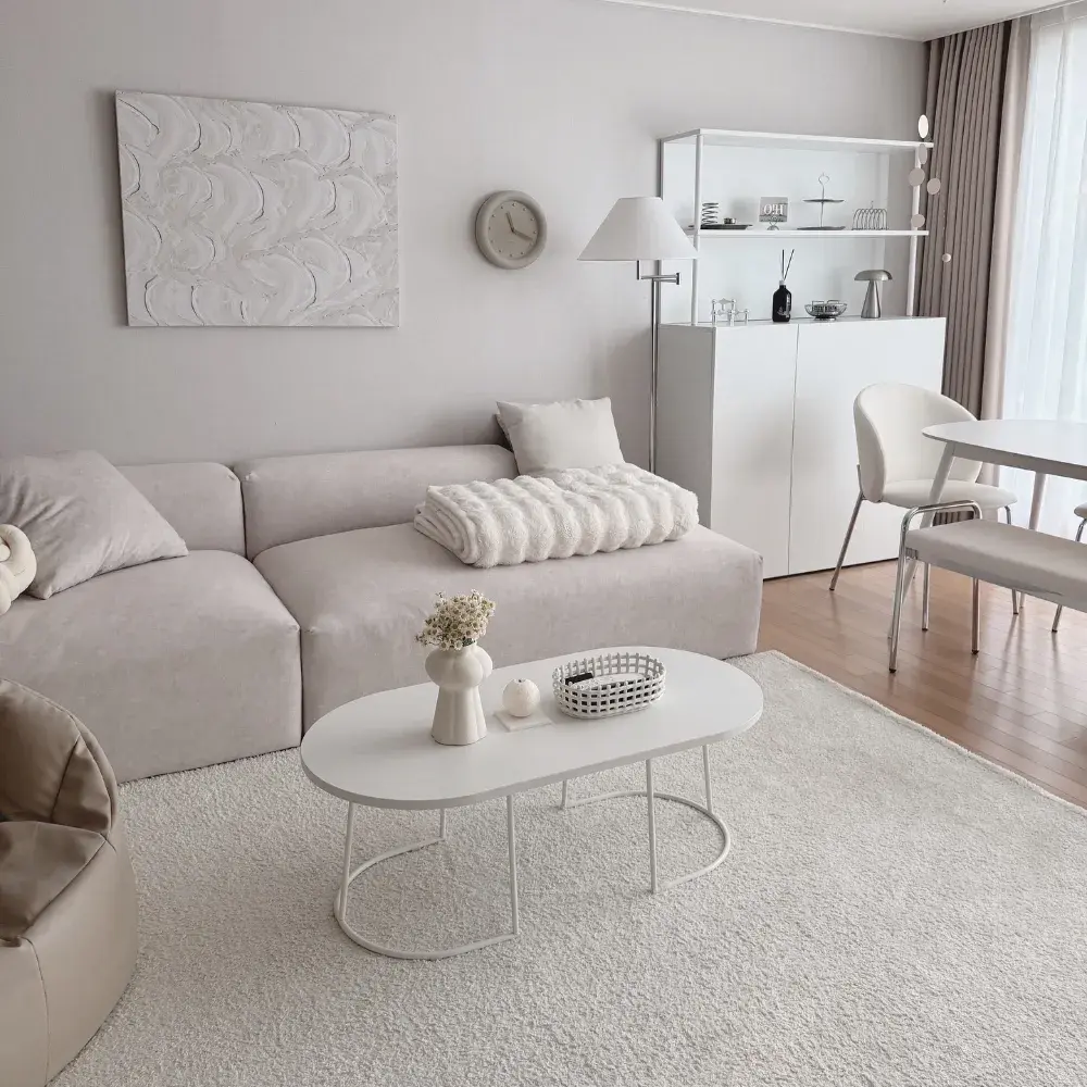 거실 가구 소품 🕰️