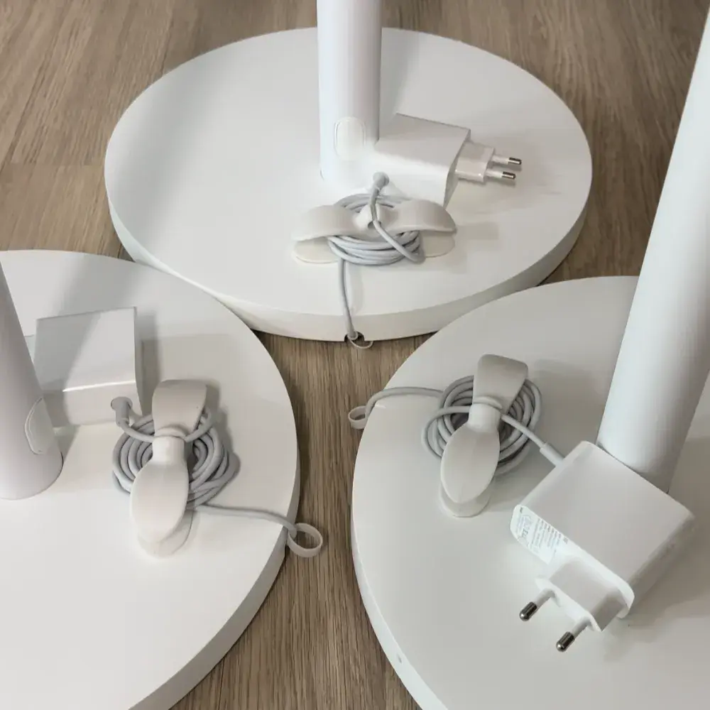 전선 정리 홀더