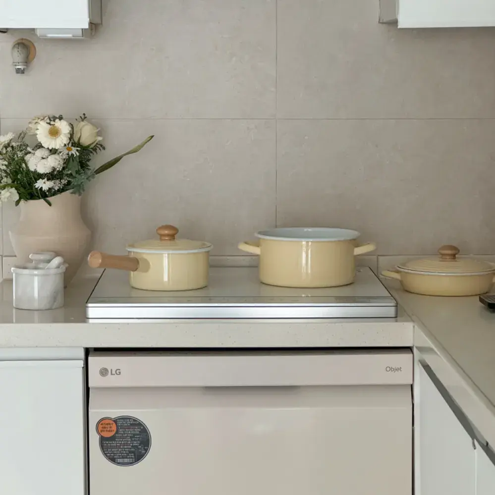 친환경 DIY 접착식 인테리어 데코타일 (품명: HW210)