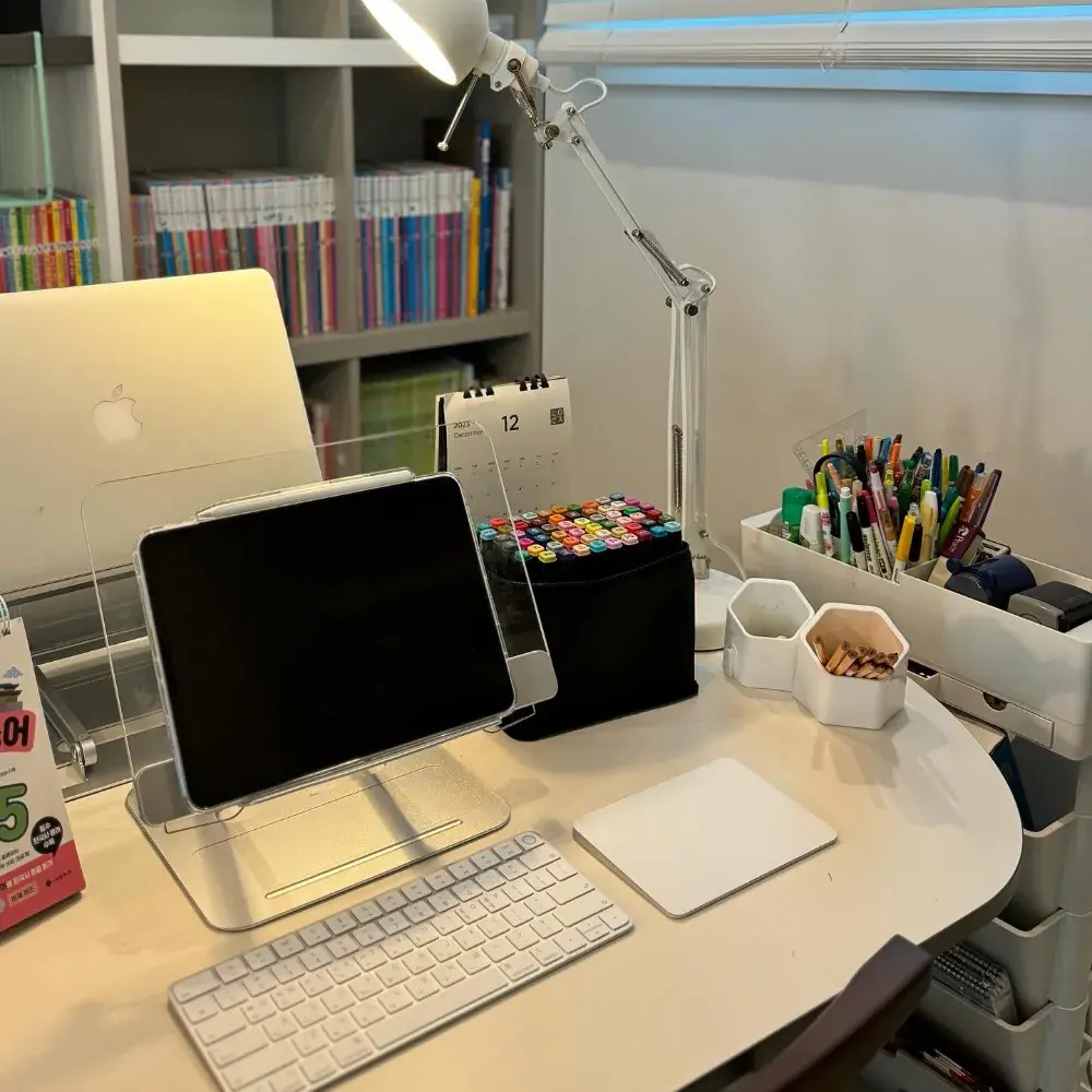 접이식 투명 독서대