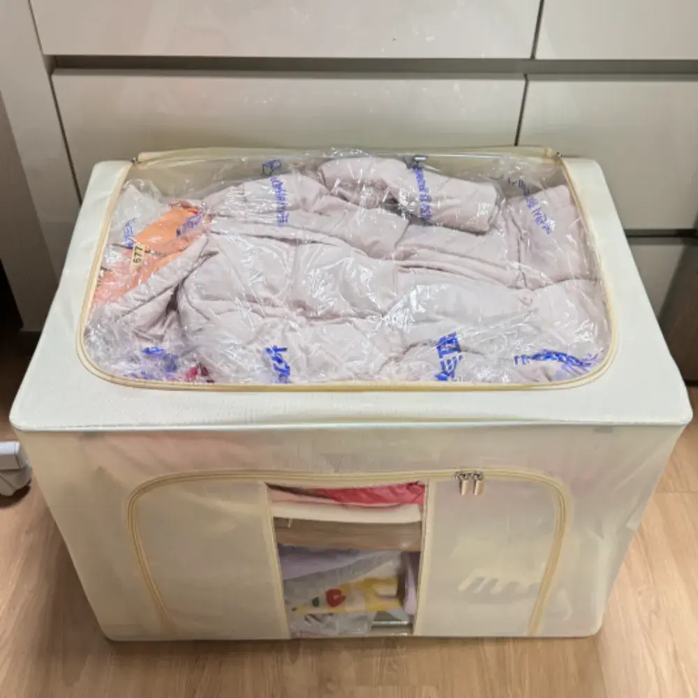 옷정리 할때 썼던 탄탄한 수납박스!