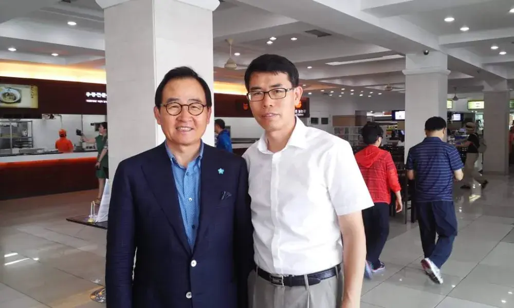 윤은기 소장과(2013년)