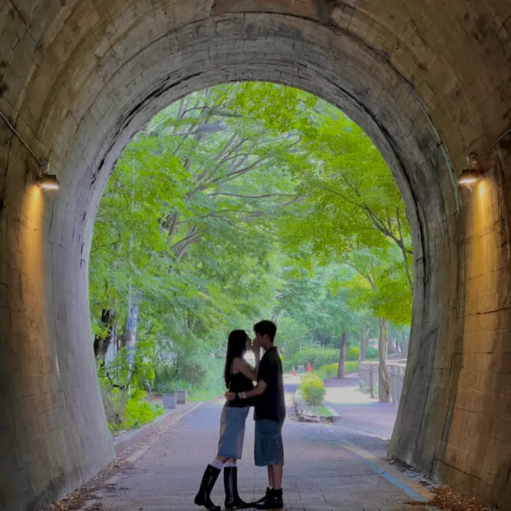 Instagram :: 일상부터 다양한 여행정보•코스를 알아갈 수 있는 곳