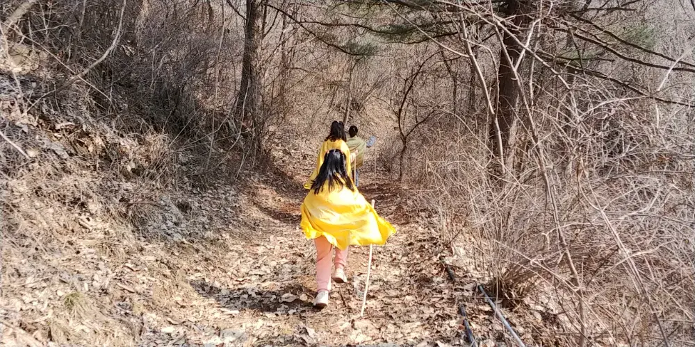 함께 산오르기로 심폐기능 코어근육 전신균형조절력 만들기