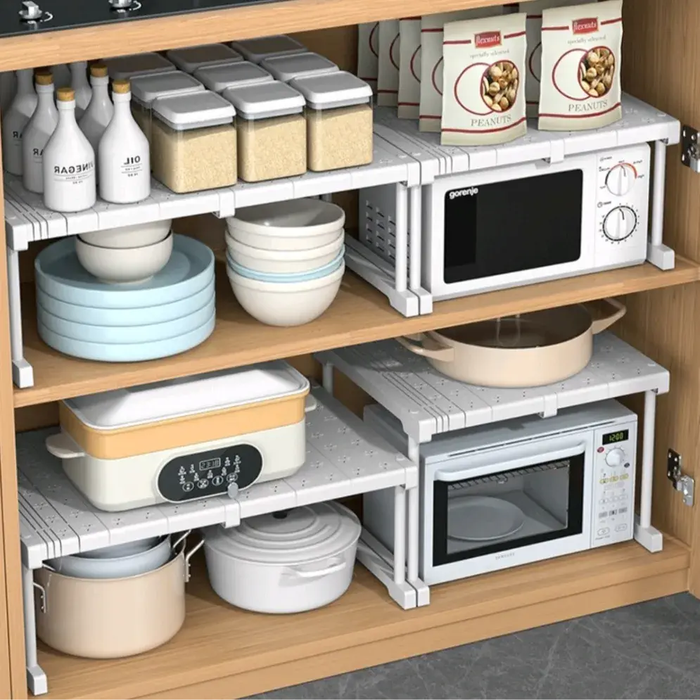 깊은 수납장 공간을 늘려주는 정리선반