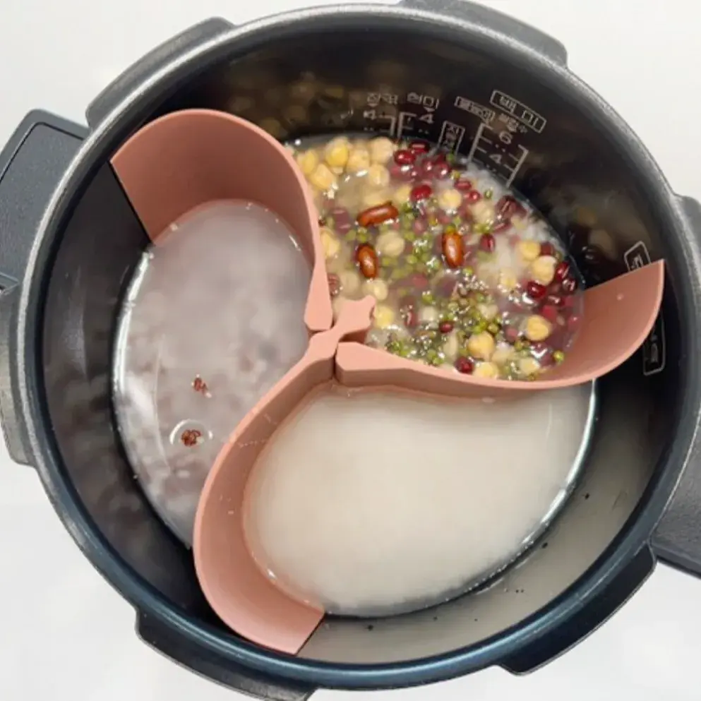 한번에 3가지 밥! 밥솥 틀~