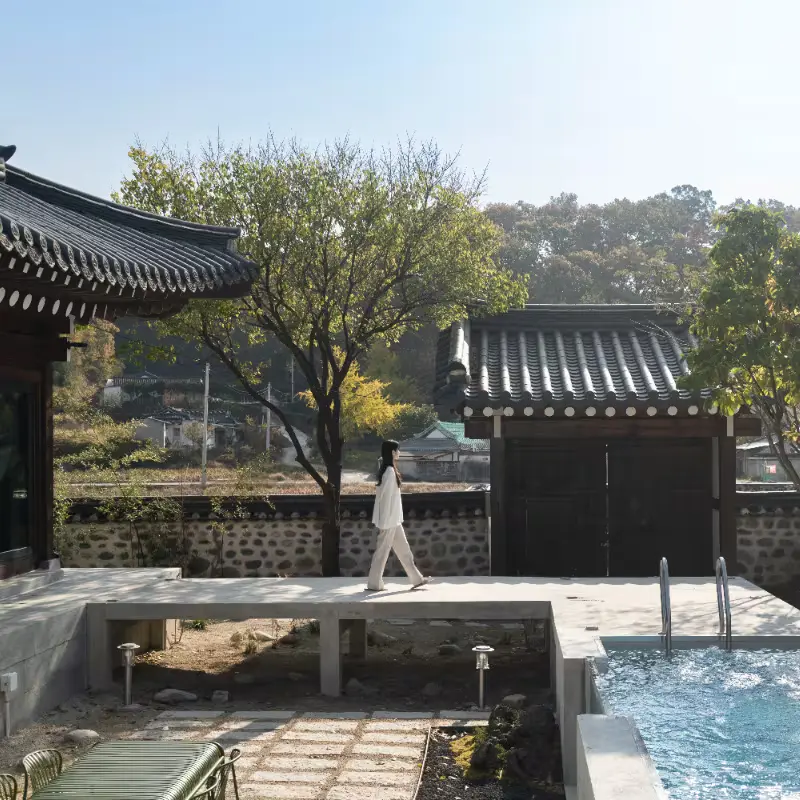 [산온: 리트릿] 실시간 빈 방 & 가격 조회