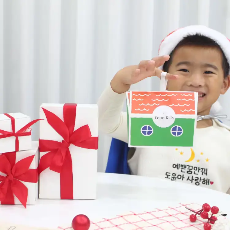 071.
[팩트+립밤]프롬키즈 스킨듀오 세트 유아 어린이 초등 스킨케어 화장놀이 뷰티 선물