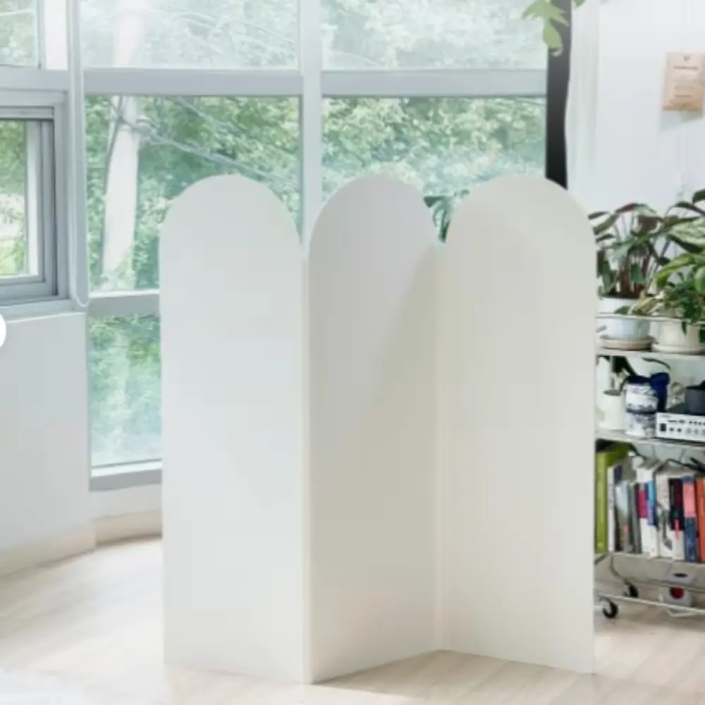 077.
라운드 아치형 가림막 파티션 무타공공간분리 접이식 종이 골판지 가벽