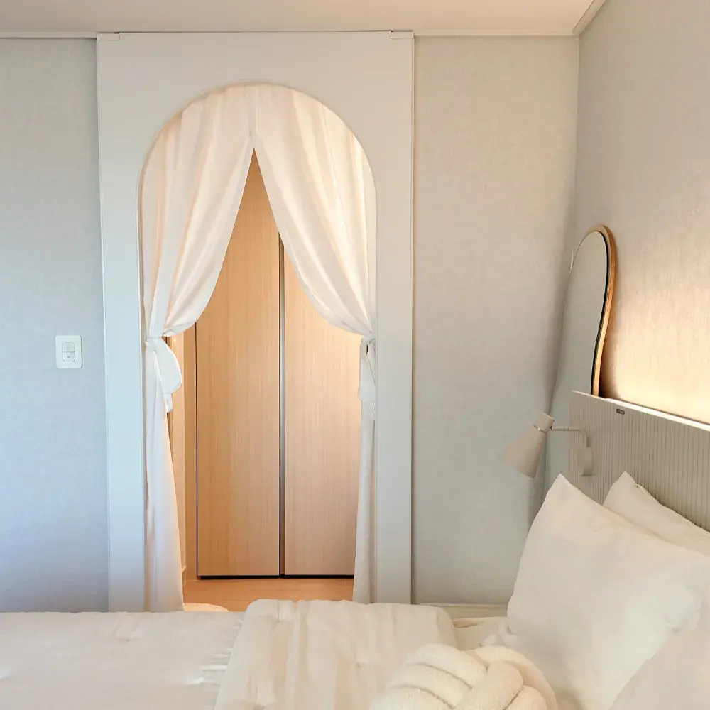 공간 분리 아치형 파티션