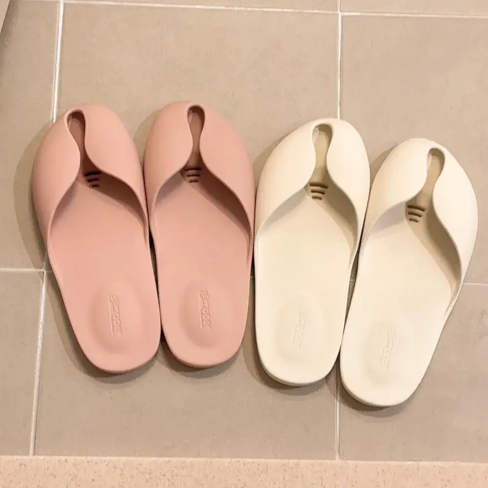 문에 안걸리는 낮은 욕실화