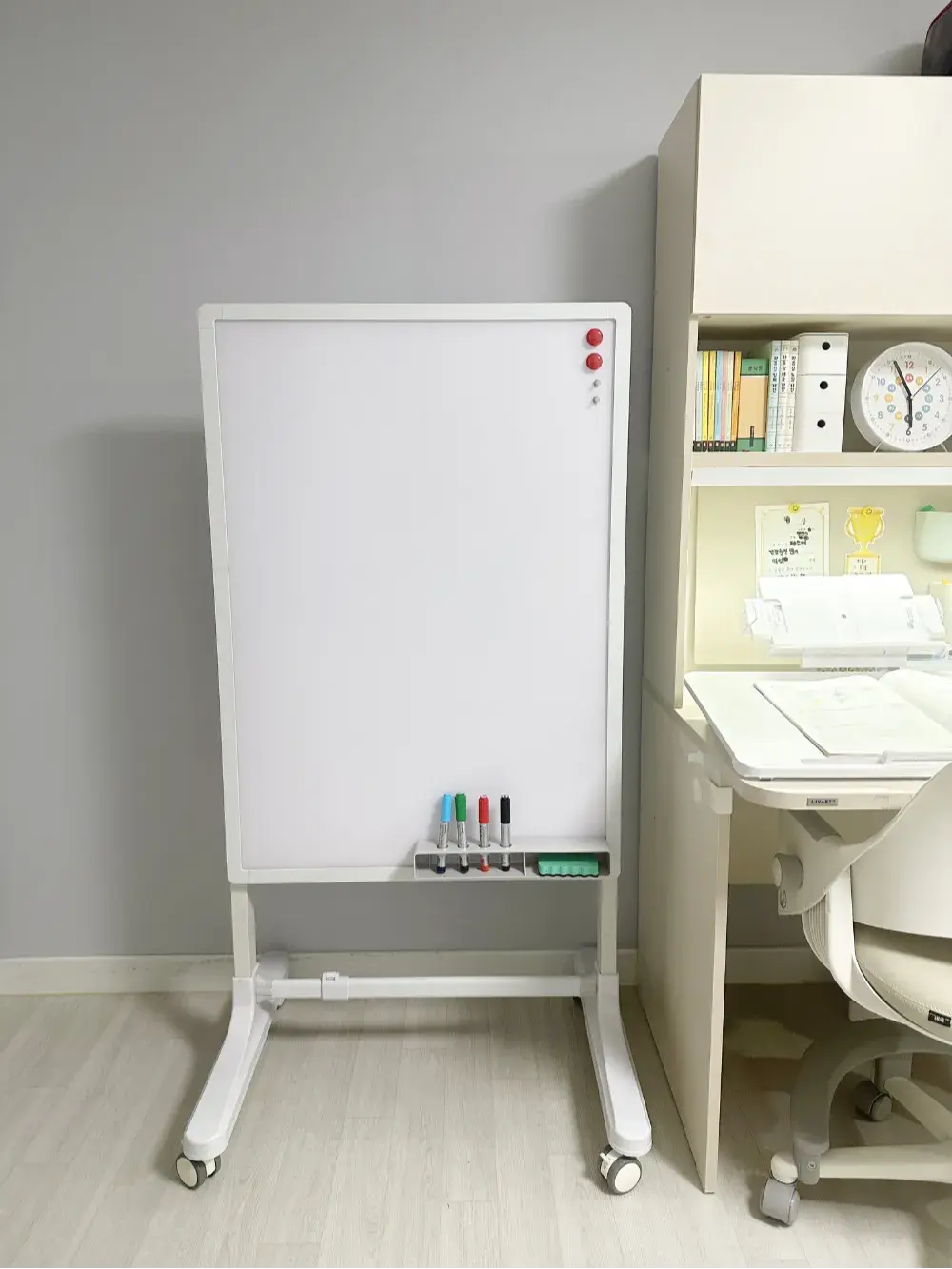 높이조절 화이트보드