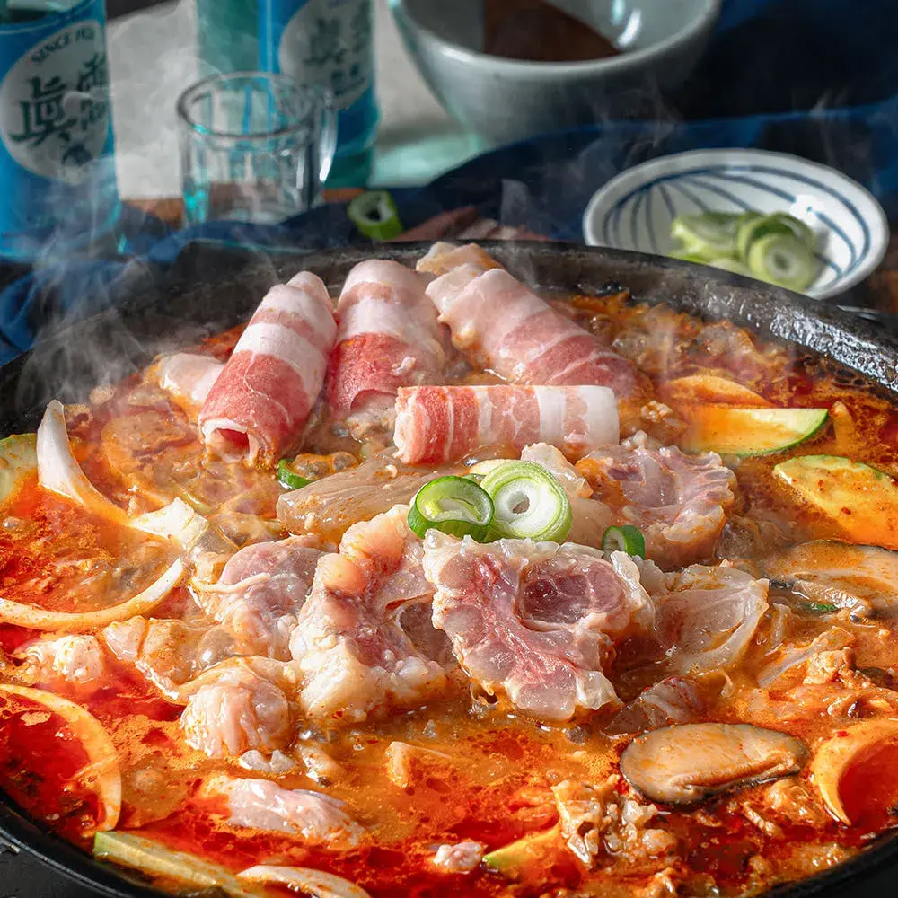 늦은 저녁 술 한잔하고 싶을 때 우삼겹 스지 된장 전골 밀키트