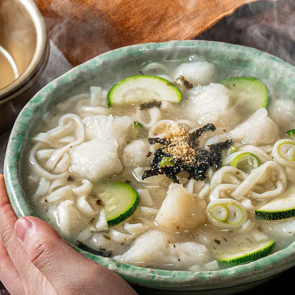 주말 웨이팅 내돈내산 후기 감자옹심이 손칼국수 밀키트