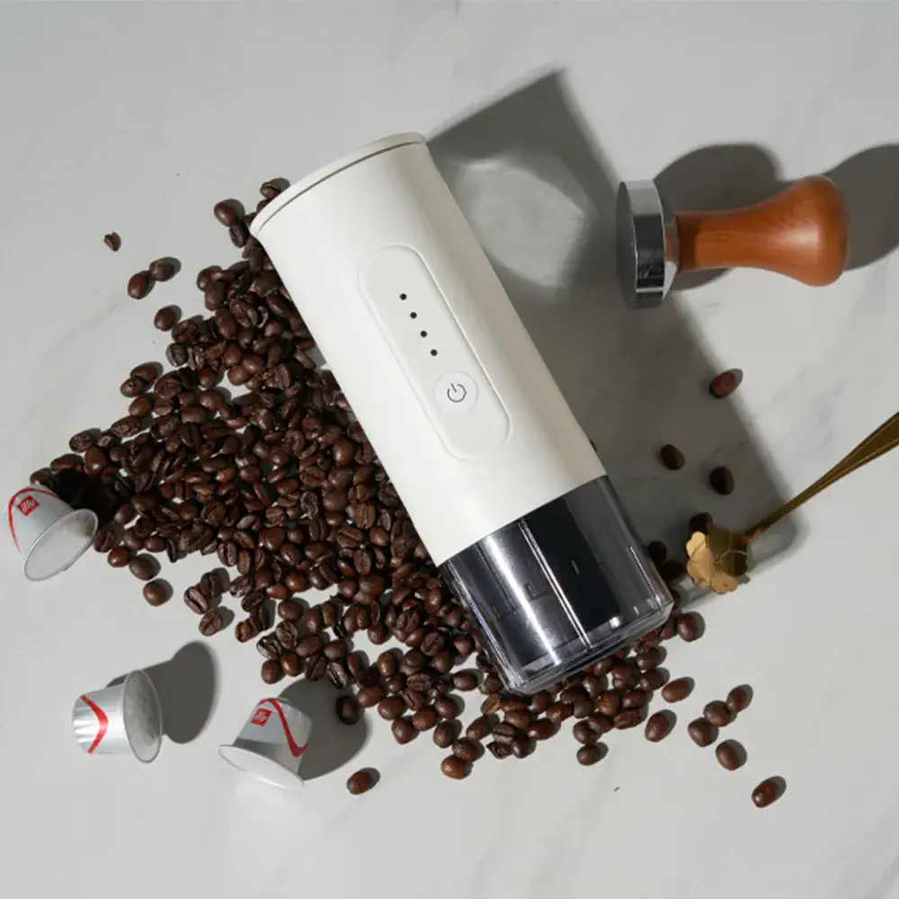 112번. 휴대용 커피머신1