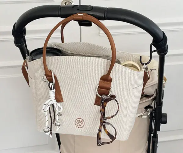 𝐑𝐢𝐛𝐛𝐨𝐧 𝐭𝐢𝐞