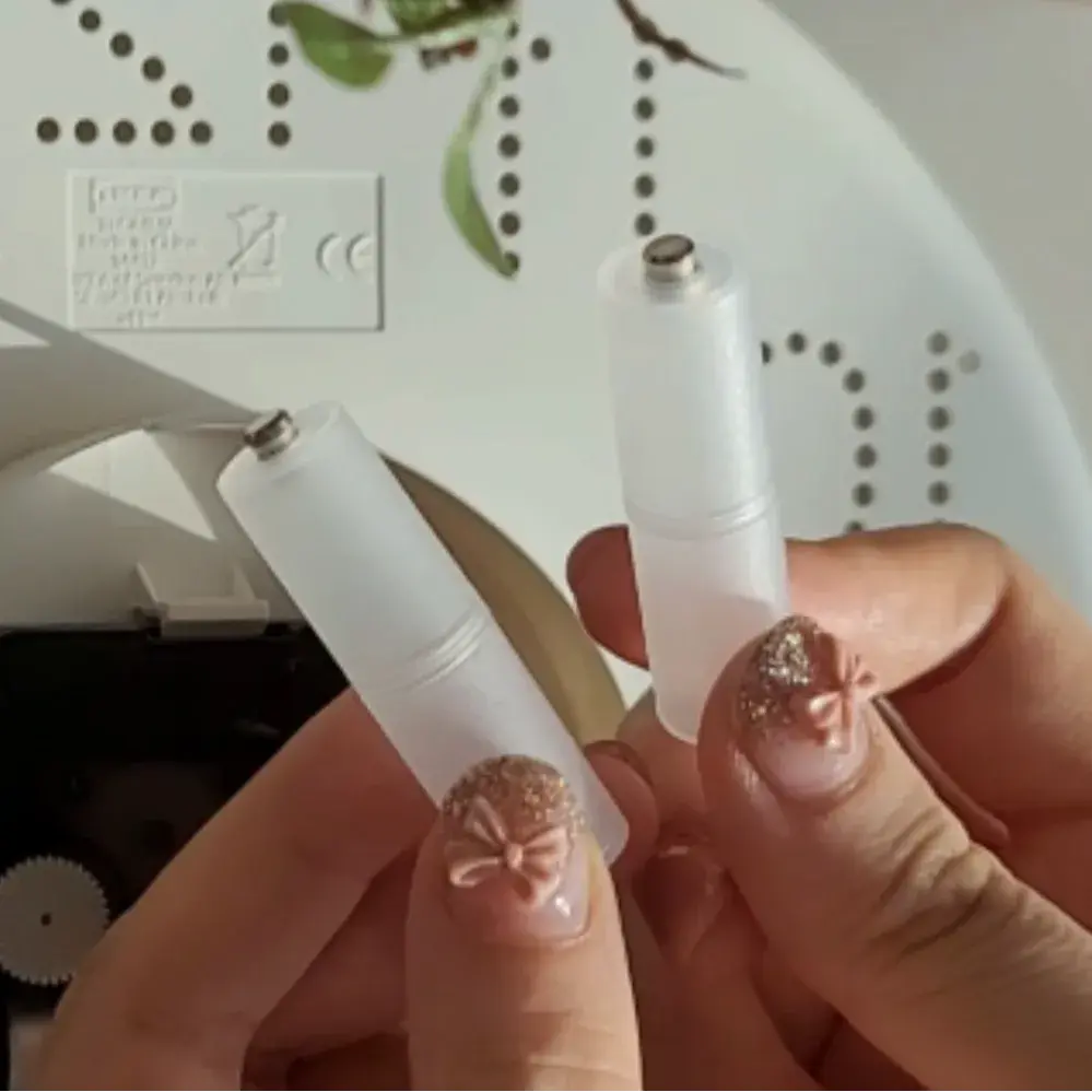 AAA건전지->AA건전지 변환기