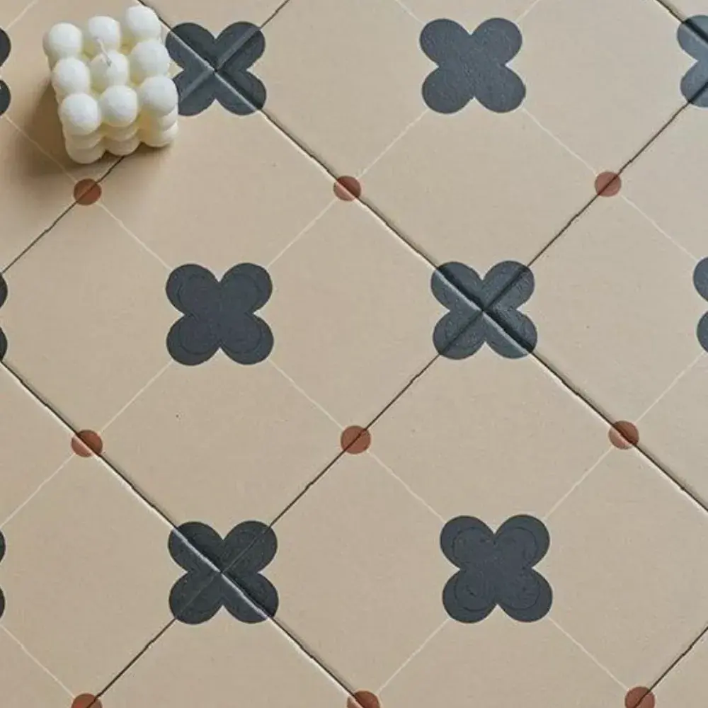 132번. 귀요미 타일