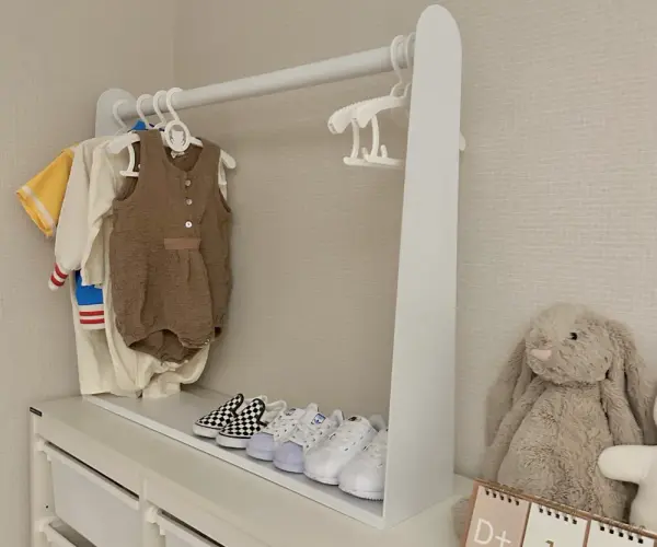 꼬물이 픽 아기행거 800size