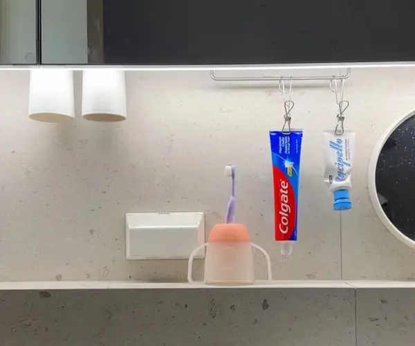 치약 공중부양템